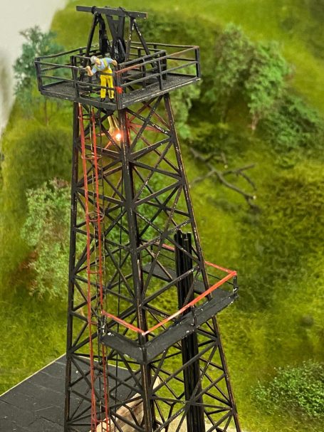Ölbohrturm